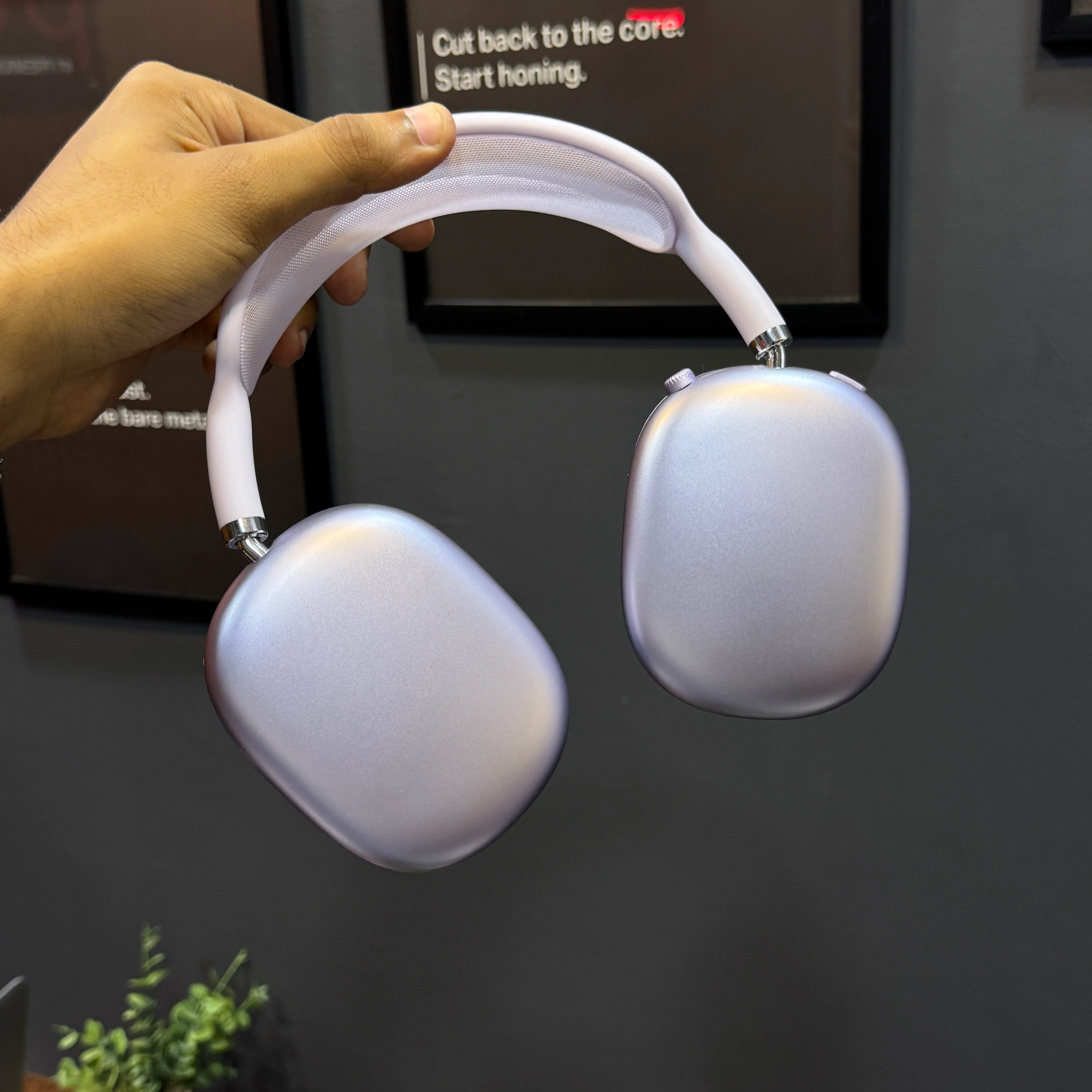 Airpods Max wireless headphone Premium Quality (Limited Stock) - Image 17
