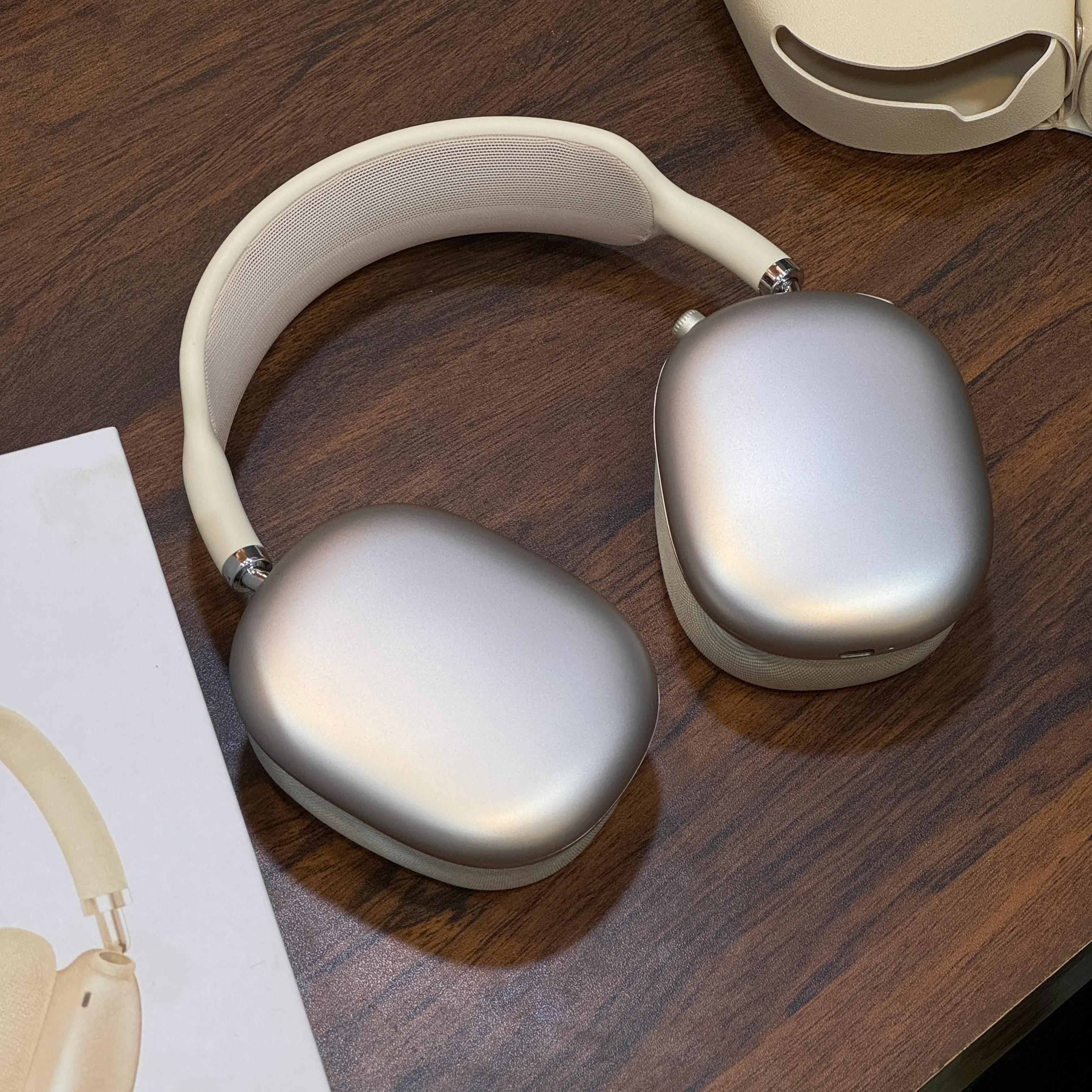 Airpods Max wireless headphone Premium Quality (Limited Stock) - Image 20