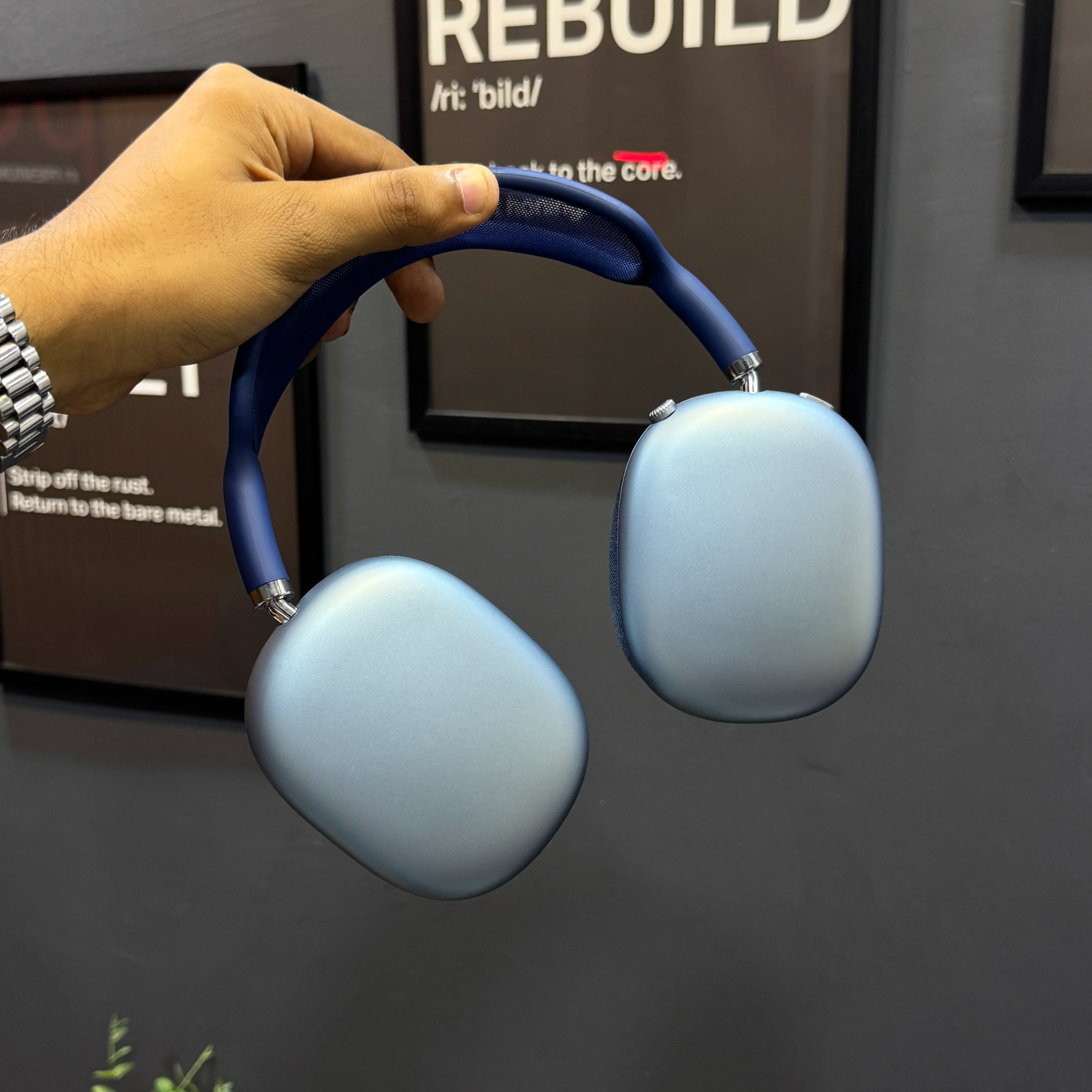 Airpods Max wireless headphone Premium Quality (Limited Stock) - Image 23