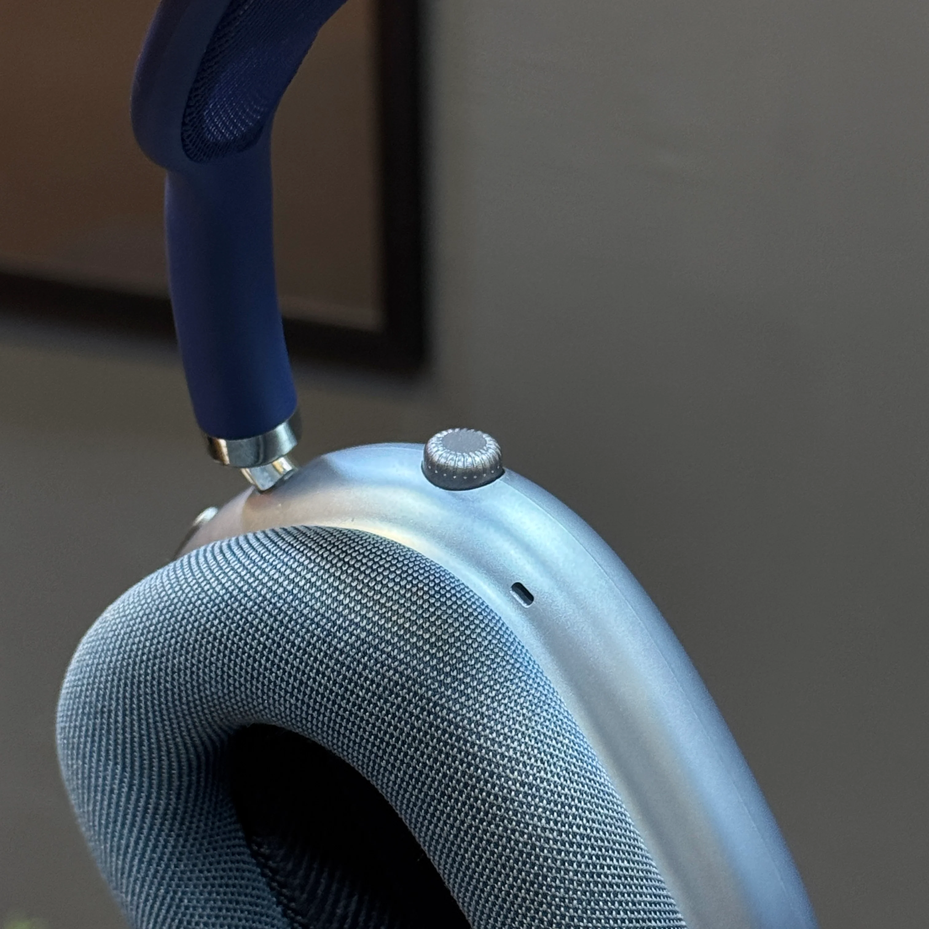 Airpods Max wireless headphone Premium Quality (Limited Stock) - Image 30