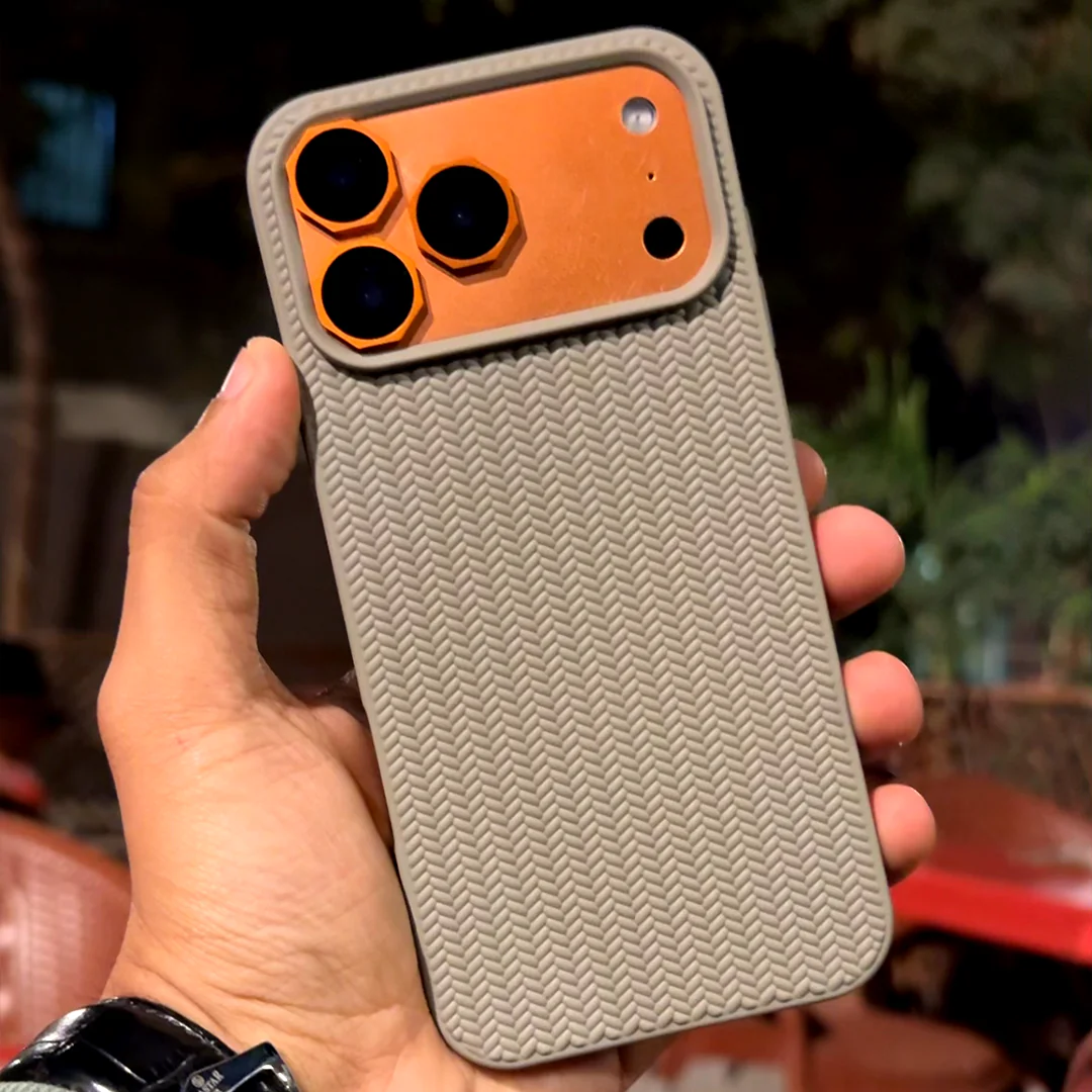 Knitted Pattern Textured Premium Case - Image 3