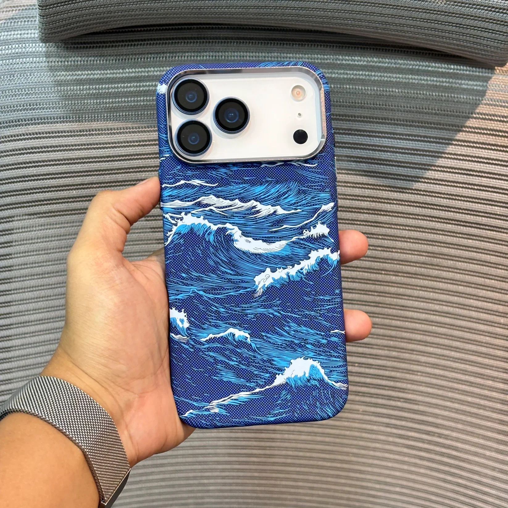 Ocean Wave Carbon Premium Quality Case - Image 5