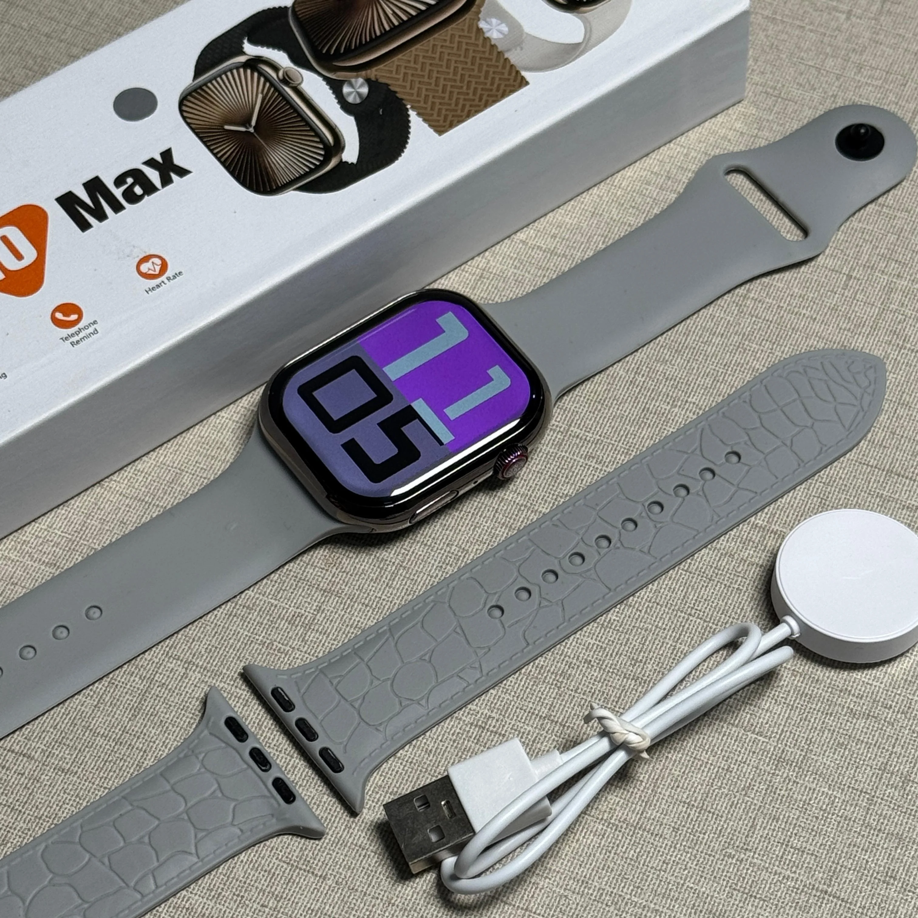 Watch 10 Max - Series 10 Latest Edition (Plus 2 Free Straps) - Image 6